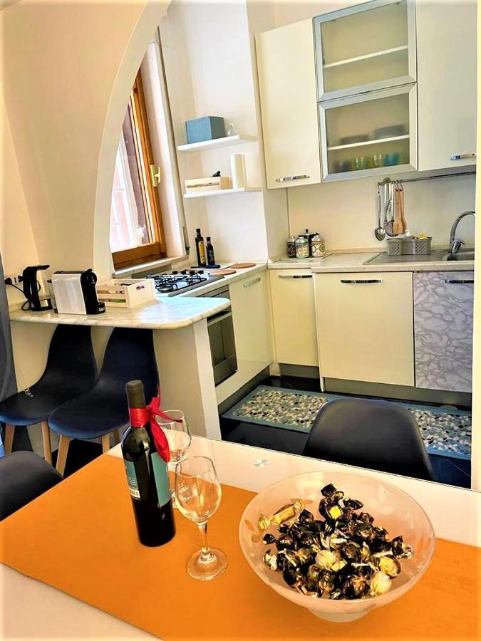 A Casa Di Jole - Bari City Center Apartment Exterior photo